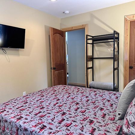 ליבנוורת' Nature Acres By Nw Comfy Cabins מראה חיצוני תמונה